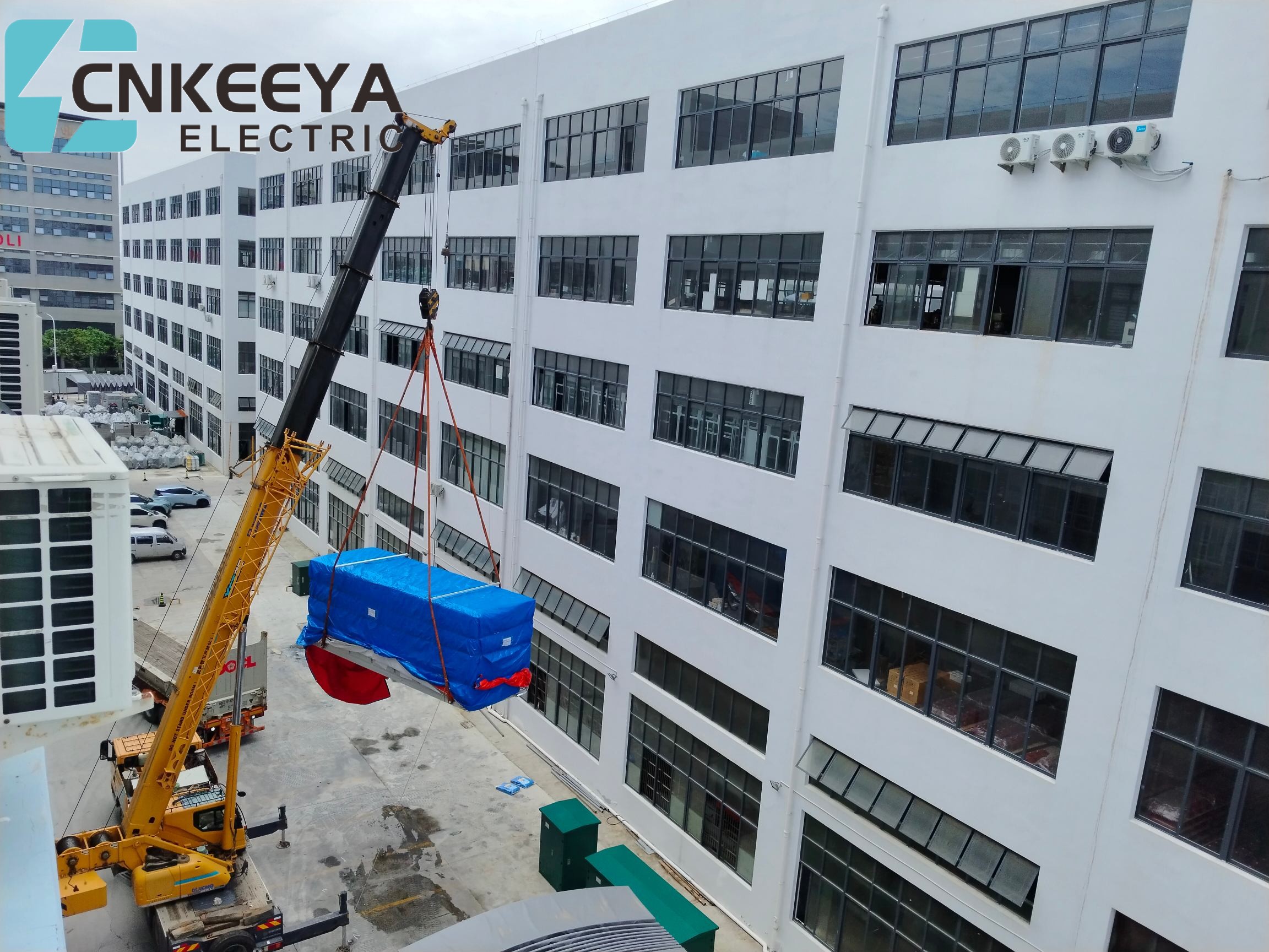 DOSTAWA ROZDZIELNIC KYN28 DLA AMERYKAŃSKIEGO PROJEKTU CENTRUM DANYCH